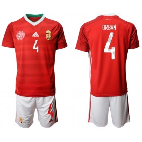 Hongarije ORBAN 4 Kind Thuis Tenue 2020